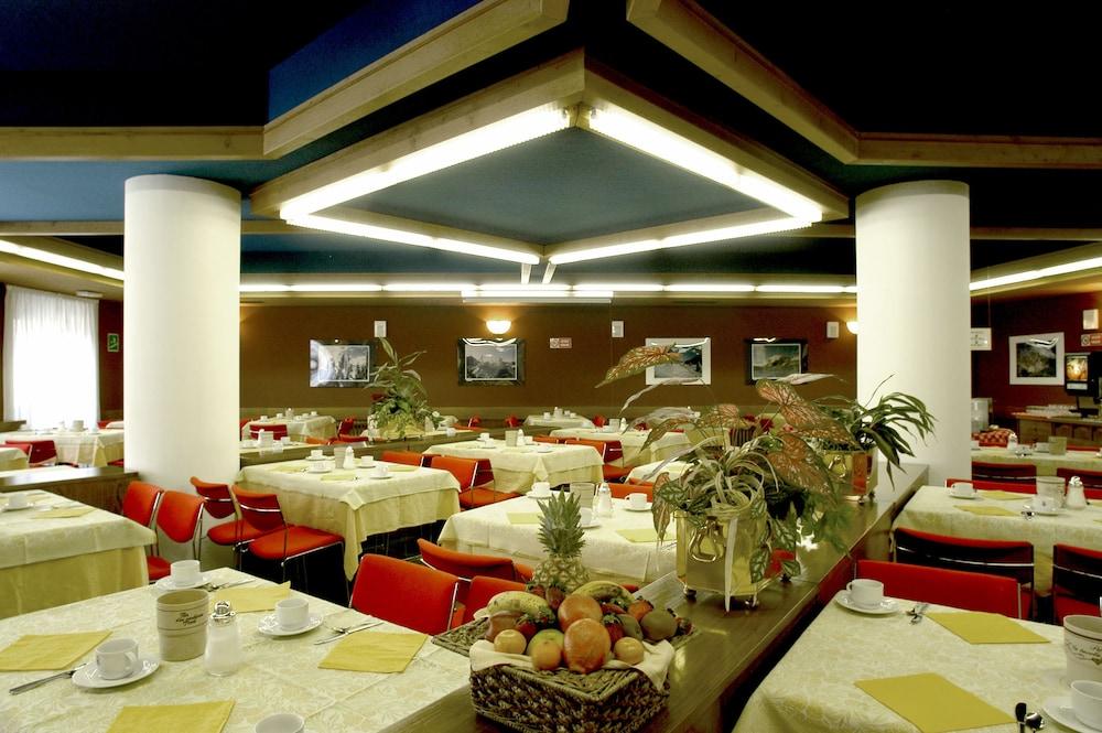 TH San Pellegrino - Monzoni Hotel Esterno foto