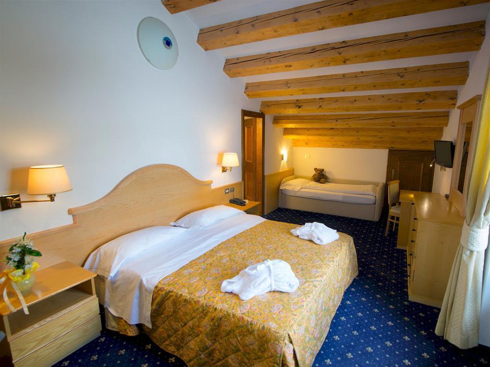 TH San Pellegrino - Monzoni Hotel Esterno foto