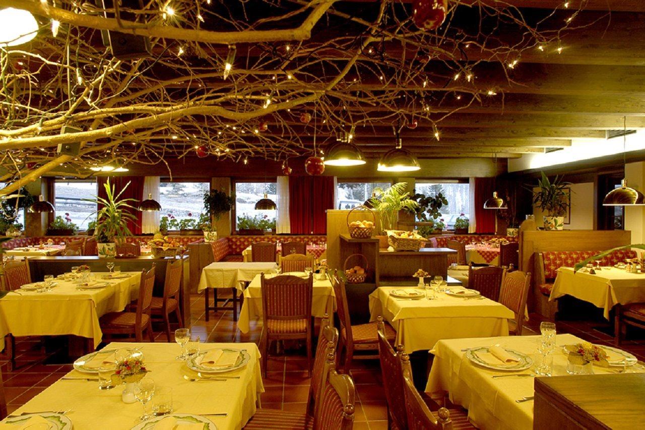 TH San Pellegrino - Monzoni Hotel Esterno foto